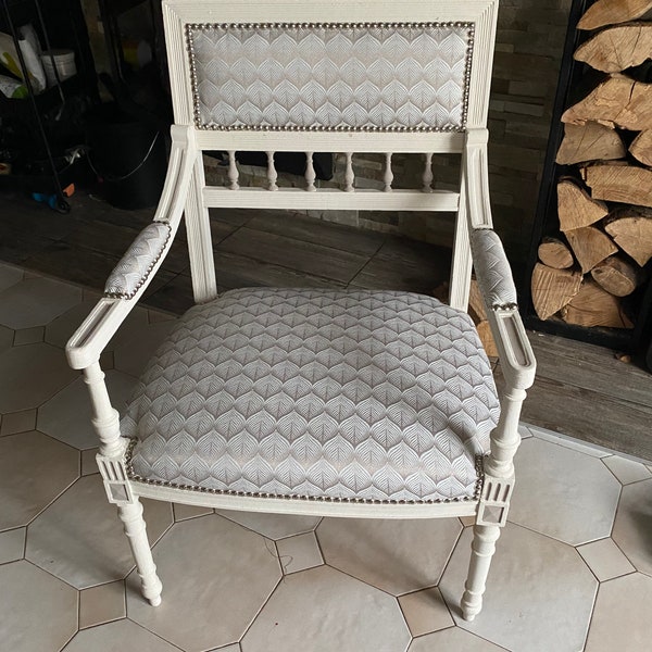 Fauteuil style Louis XV