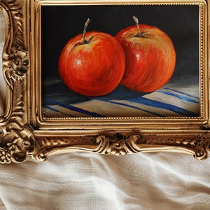 Pittura di mela Stampa artistica Pittura di natura morta Arte della parete di mela Pittura originale Piccolo dipinto a olio Decorazione della parete della fattoria Pittura di frutta. immagine 4