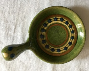 Small vintage Provençal dish in glazed earthenware from Biot, 1960s. Free delivery.