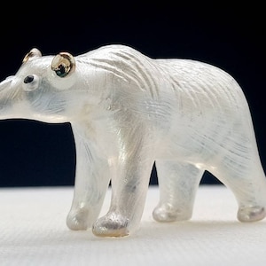 Handmade Polar Bear glass blown figurine - Tiny polar bear glass statue/Tiny bear glass figurine/mini bear miniature/cute tiny gift decorate