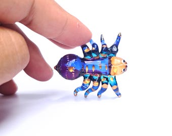 Handmade Glass Spider Figurine – Blown Glass Miniature Ornament