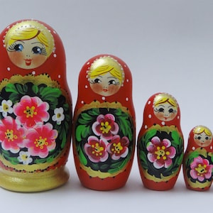 Nesting Doll / Matryoshka Set of 5 (Russian Collection Sacramento) Sale!