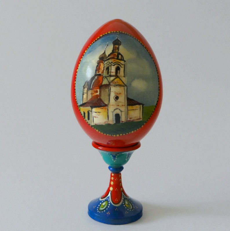 Wooden egg
