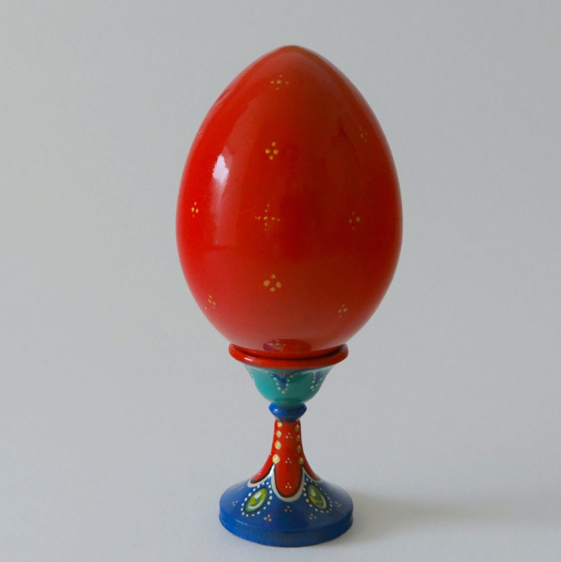 Wooden egg