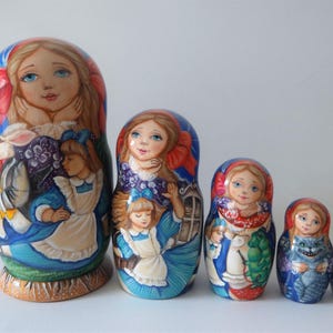 Fairy tale &quot;Alice.&quot; Nesting Doll / Matryoshka Set of 5 (Russian Collection Sacramento) Sale!