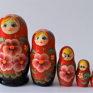 Nesting Doll / Matryoshka Set of 5 (Russian Collection Sacramento) Sale!