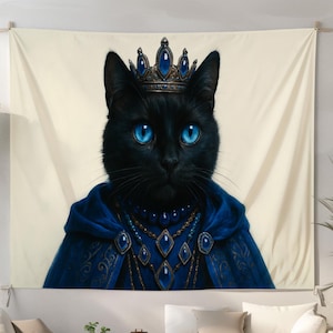 王冠と宝石があしらわれた、堂々とした黒猫の壁掛けタペストリー。猫好きの方のためのゴシックロイヤルキャットアート、ダークアカデミアのホームデコレーション、ペットオーナーへのギフト