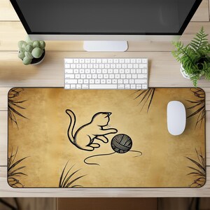 Vintage Cat Desk Mat XXL, Large Kitty Mousepad with Yarn Design, Elegant Gaming Desk Mat, Extra Large Non-Slip Keyboard Pad