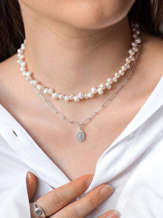 B catcher 2024 pearl necklace