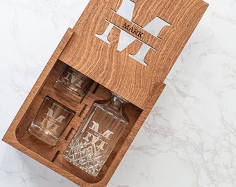 Graviertes Whisky-Dekanter-Set mit Gläsern: Personalisiertes Geschenk für den Bräutigam