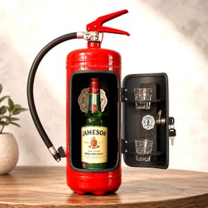 Brandsläckarminibar: Personlig brandmanspresent