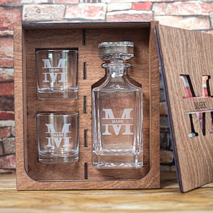 Personalized Whiskey Glass Decanter The Perfect Gift For Him, Boyfriend Gift or Wedding Gift image 3