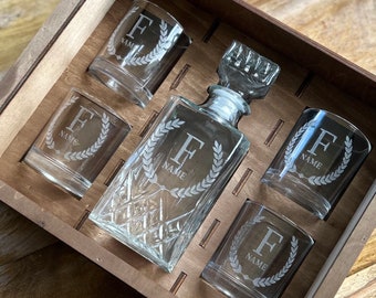Personalized Whiskey Decanter Set  - The Perfect Gift For Him, Boyfriend Gift or Wedding Gift Fathers Day