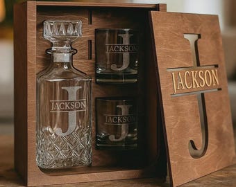Gepersonaliseerde whiskykarafset: gegraveerd glas met optionele houten kist