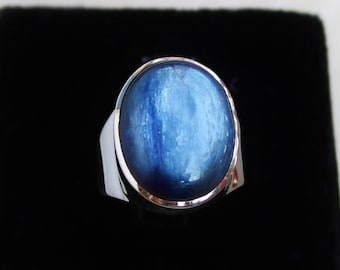 Kyanite ring, Gift for her, Boho Rings, Statement Rings, Blue kyanite gemstone, sterling silver, Energy Stone, Unisex rings, couple Jewelry