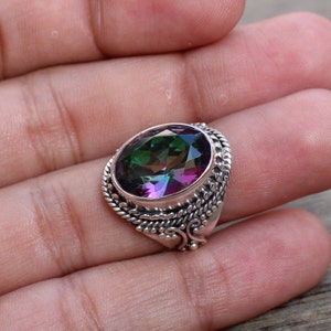 Pierścień Mystic Quartz, biżuteria ze srebra próby 925, prezent dla niej, tęczowy kwarc, biżuteria ślubna, pomysły na prezenty Mystery Box, hurtownia biżuterii