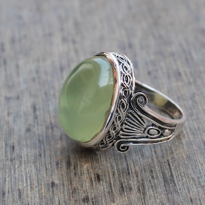Prehnite ring, sterling silver ring, stone of prophecy, gift for her, Xmas gift jewelry, natural gemstone, anniversary gift, statement rings