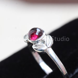 Red Garnet Ring, Sterling Silver handmade Jewelry, Natural Garnet, anniversary gift Jewelry, midi rings, gift for her, birthstone jewelry
