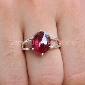 Garnet Ring, Sterling Silver Jewelry, Natural Red Garnet, Gemstone Jewelry, promise Rings, Garnet Cabochons, wedding Jewelry, prong setting