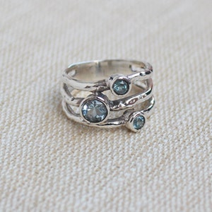 BLUE TOPAZ Sterling Silver Hammered ring, wedding jewelry, Blue Topaz Jewelry, Statement Ring, Calibrated Topaz, Christmas Rings, Midi Ring