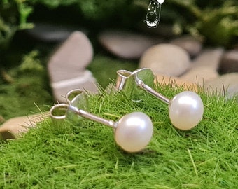 Freshwater pearl ear studs 5 mm on 925 silver studs