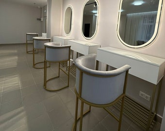 bar stool