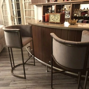 bar stool