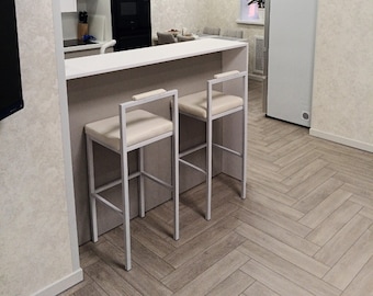 bar stool
