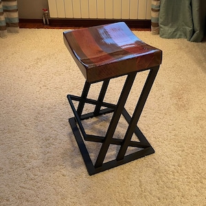 bar stool