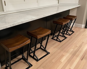 bar stool