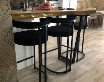 bar stool