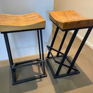 bar stool