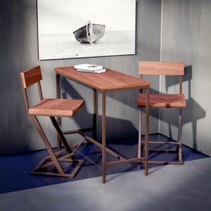 bar stool