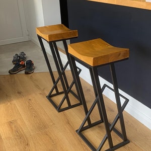 bar stool