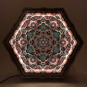 "Wandkunst Heilige Geometrie Lampe ""Vega"", LED-Lampe mit Fernbedienung, sechseckiges Holz, Mandala-Meditationsdekoration für Zuhause, Wandbehang"