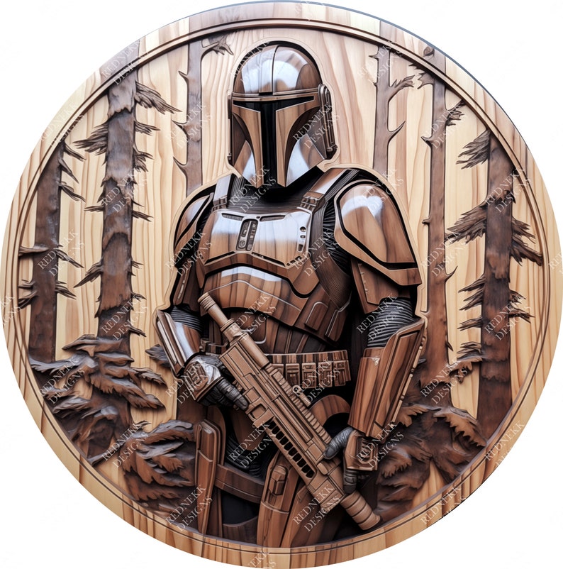 Peut inclure: Une sculpture en bois d'un guerrier mandalorien debout dans une for&ecirc;t. La sculpture est d&eacute;taill&eacute;e et r&eacute;aliste, avec l'armure et l'arme du Mandalorien clairement visibles. L'arri&egrave;re-plan de la for&ecirc;t est &eacute;galement d&eacute;taill&eacute;, avec des arbres et des feuillages sculpt&eacute;s dans le bois.