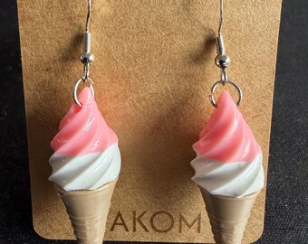 Pendientes de helado en cono - Varios colores, gancho de plata de ley