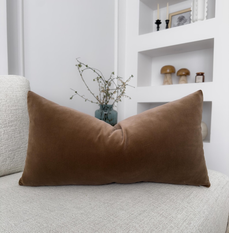 Funda de cojín de terciopelo premium en color topo, funda de almohada decorativa para el hogar, funda de almohada lumbar (todos los tamaños) imagen 8