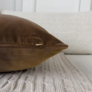 Funda de cojín de terciopelo premium en color topo, funda de almohada decorativa para el hogar, funda de almohada lumbar (todos los tamaños) imagen 7