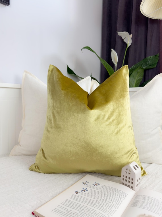 Luxury Shiny Velvet Gold Scatter Cushion Cover Gold Throw Pillow Cover (All Sizes)