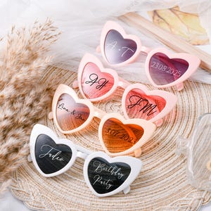 Óculos de sol personalizados em formato de coração para festa de casamento, presentes personalizados para madrinhas, lembranças para festa, óculos personalizados em formato de coração