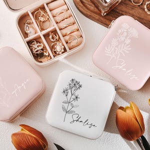 Gepersonaliseerde reisdoos bruidsmeisjessieraden, aanpasbaar cadeau, perfect voor bruidsfeest, ideaal cadeau bruidsmeisje