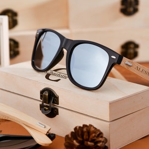 Groomsmen Gifts Set - Personalized Sunglasses with Engraved Names, Perfect for Wedding Favors and Bridal Party Gifts!