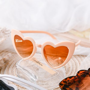 Custom Bridal Party Heart Shaped Sunglasses,Personalised Bridesmaid Gifts,Party Souvenirs,Personalized heart-shaped glasses zdjęcie 7