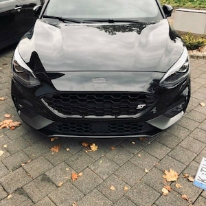 Ford Focus MK4 3D emblems as desired front, rear and steering wheel