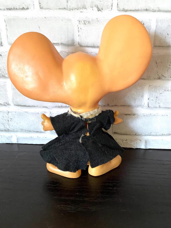 Vintage Roy Des of Fla, 1970 Graduate Big Ear Mouse Bank. Royalty