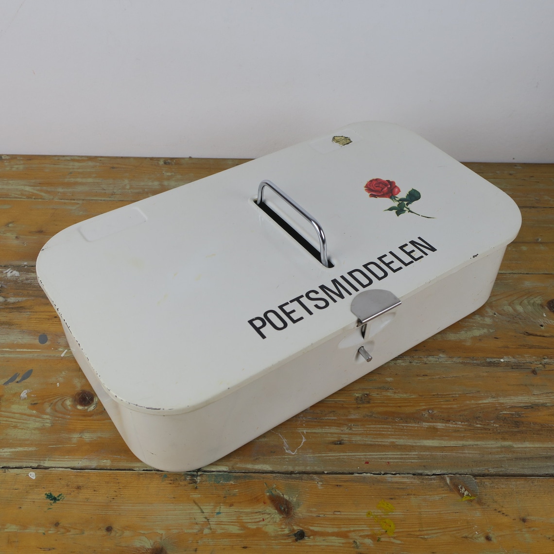 boot polish box