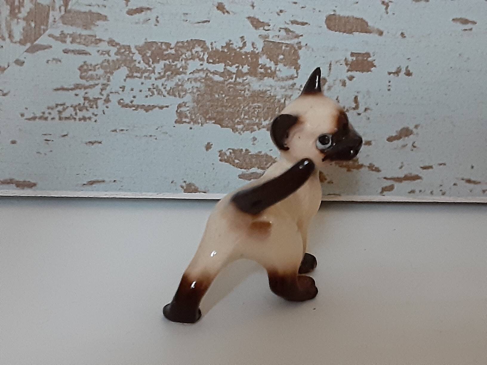 hagen renaker siamese