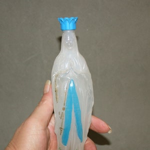Bouteille D'eau Sainte De Lourdes - Inspirée De Notre-Dame De Lourdes - Contient De L'eau De Lourdes - 10,2 Cm - 7