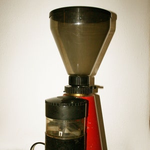 Vintage 70&#39;s electric coffee grinder /Bar restaurant equipment/ Gift for her - Made in Italy